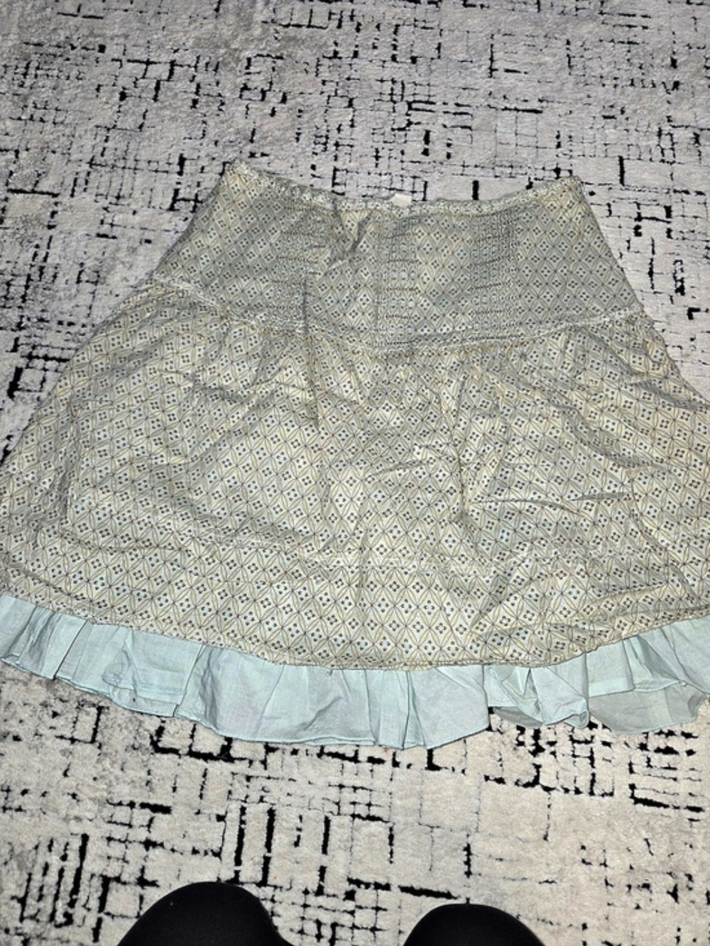 American Eagle Geometric Ruffle Mini Skirt in Green Size 8 Cottage Core